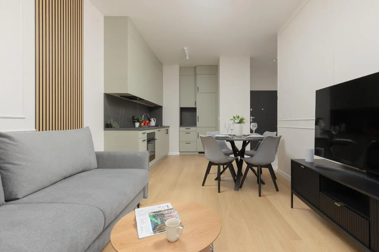アパート Wola Spacious Flat With Air Conditioning & Balcony By Noclegi Renters ワルシャワ ポーランド